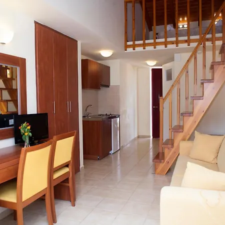 Summertime شقة فندقية