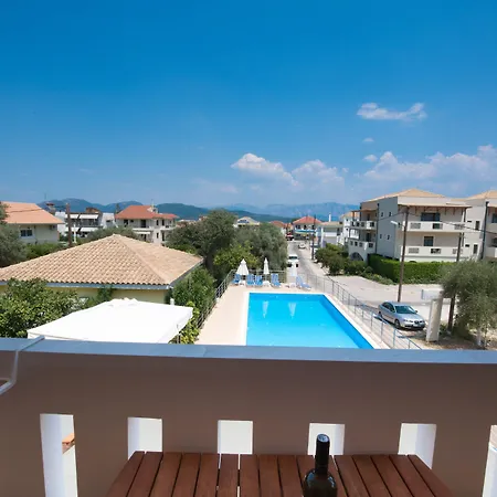 Summertime Lägenhetshotell Nikiana