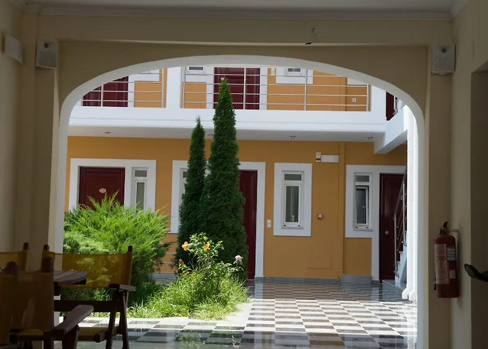 Summertime 4* نِكيانا